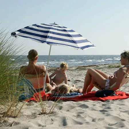 Three-bedroom Holiday In Vaeggerlose 27 Ferienhaus Bøtø By